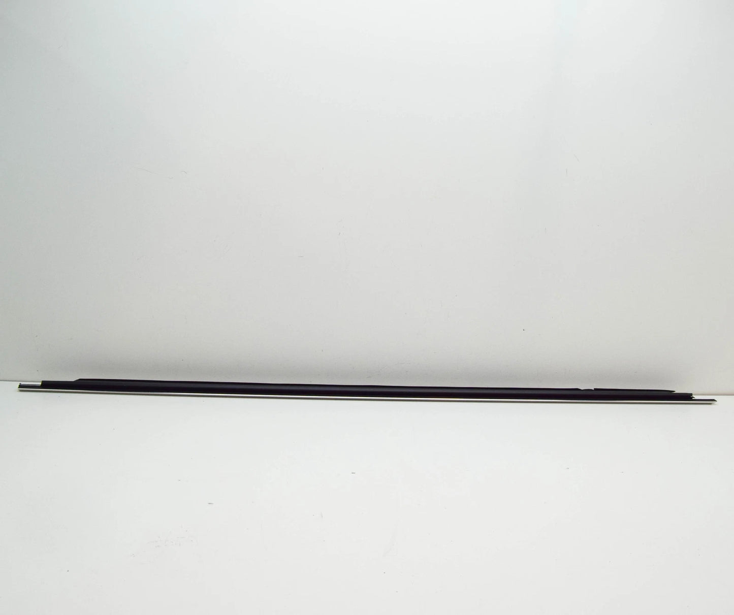 NEW VOLKSWAGEN PASSAT B8 3G FRONT LEFT DOOR MOLDING 3G0837475EVNH ORIGINAL