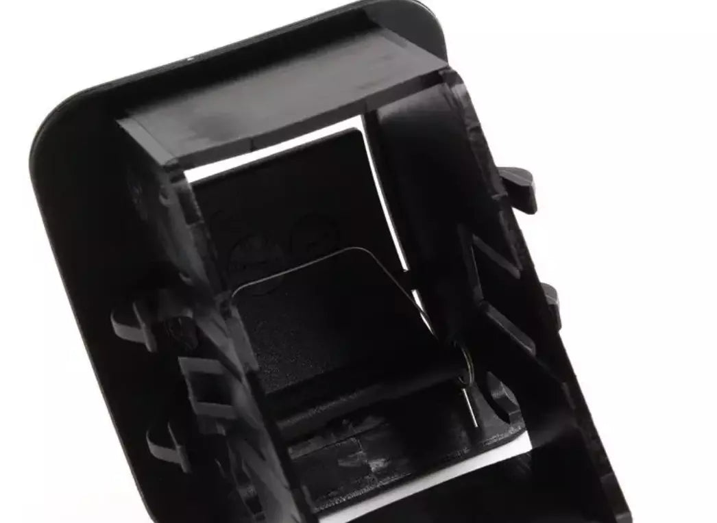 NEW BMW 5 E39 REAR SEAT ISOFIX COVER 52207053140 7053140 ORIGINAL