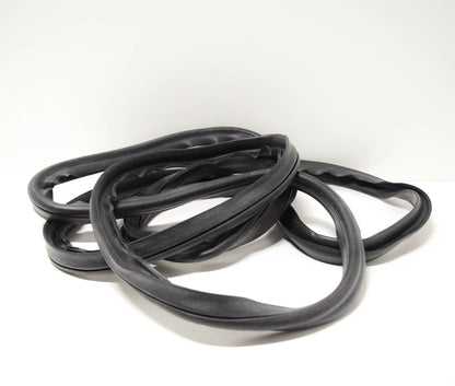 NEW BMW 1502 REAR TAILGATE BOOD LID GASKET SEAL 51715476161 ORIGINAL