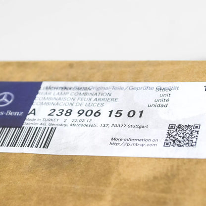 NEW MB E CABRIO A238 REAR RIGHT TAILGATE TAILLIGHT A2389061501 ORIGINAL