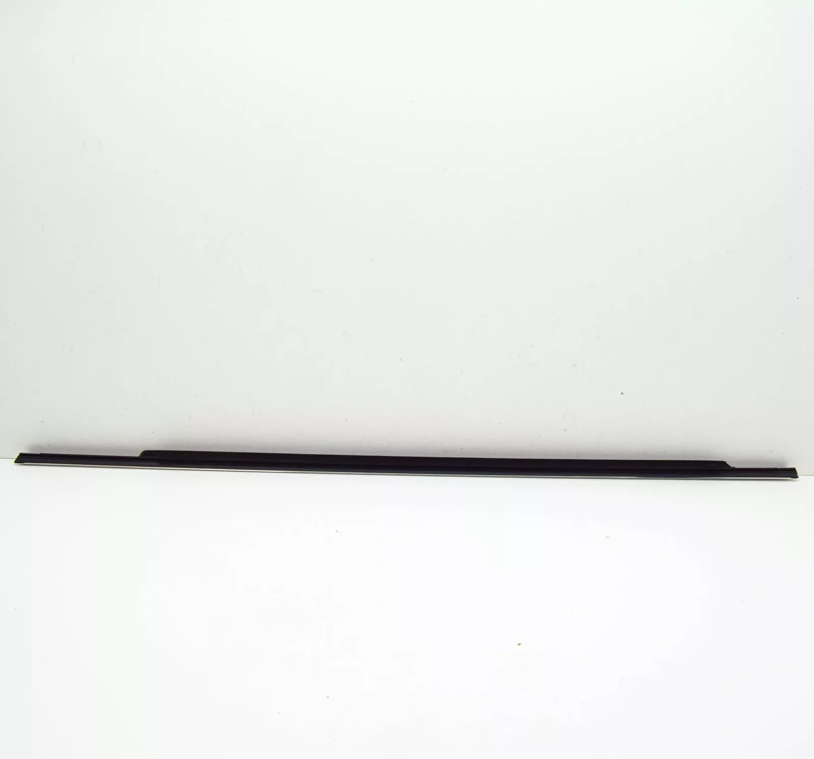 NEW AUDI A4 B9 REAR LEFT DOOR WINDOW BELT MOLDING 8W0853763E2ZZ ORIGINAL