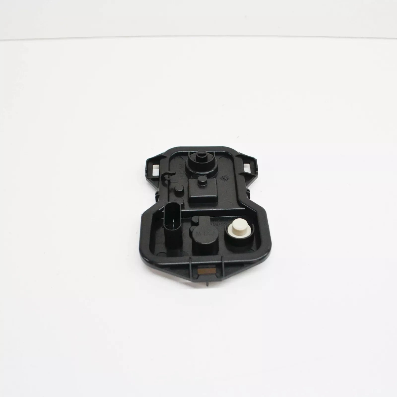 NEW BMW X4 F26 TAIL LIGHT REAR BULB SOCKET 63217390231 ORIGINAL