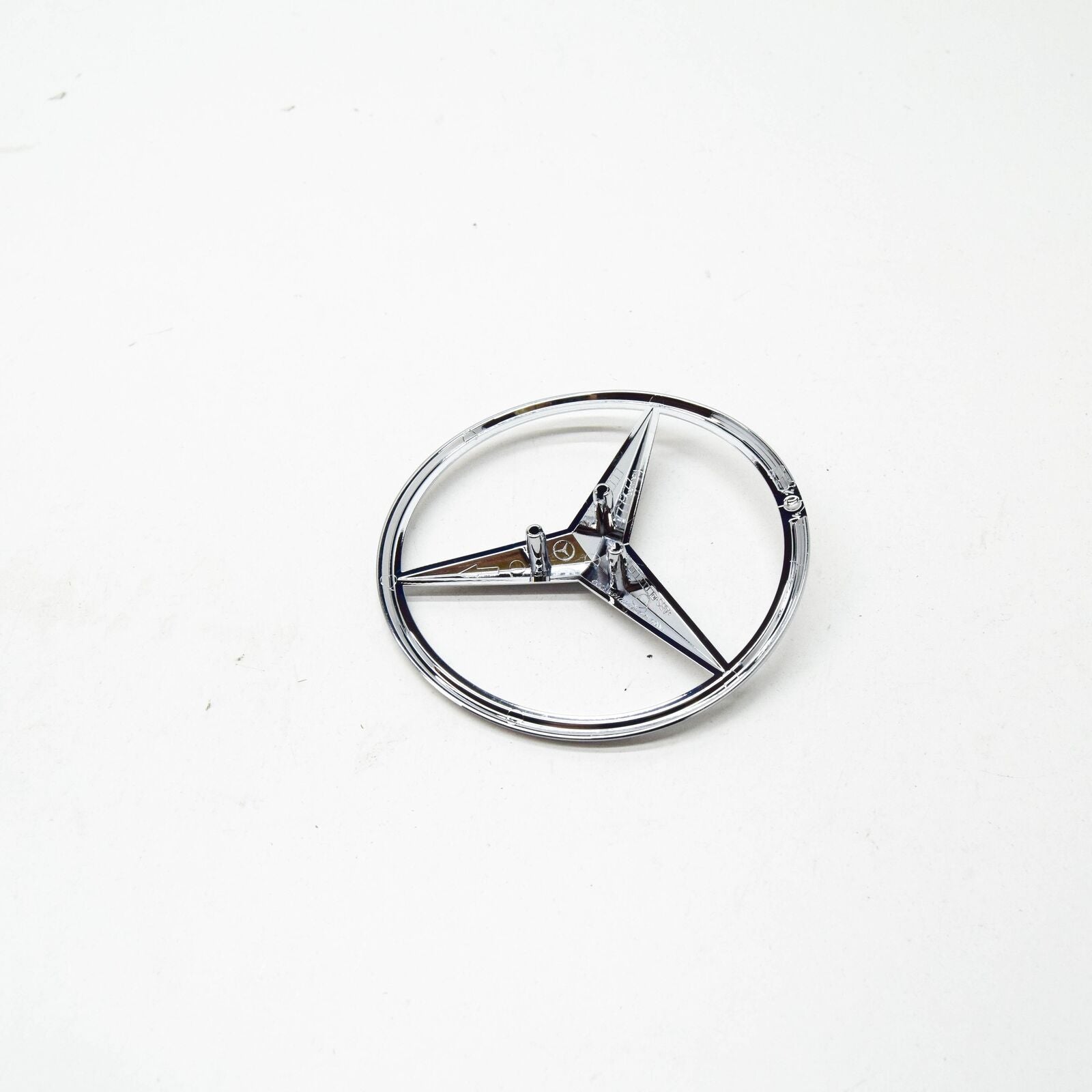 NEW MERCEDES-BENZ GLB X247 REAR MERCEDES STAR BADGE EMBLEM A2478170016 ORIGINAL