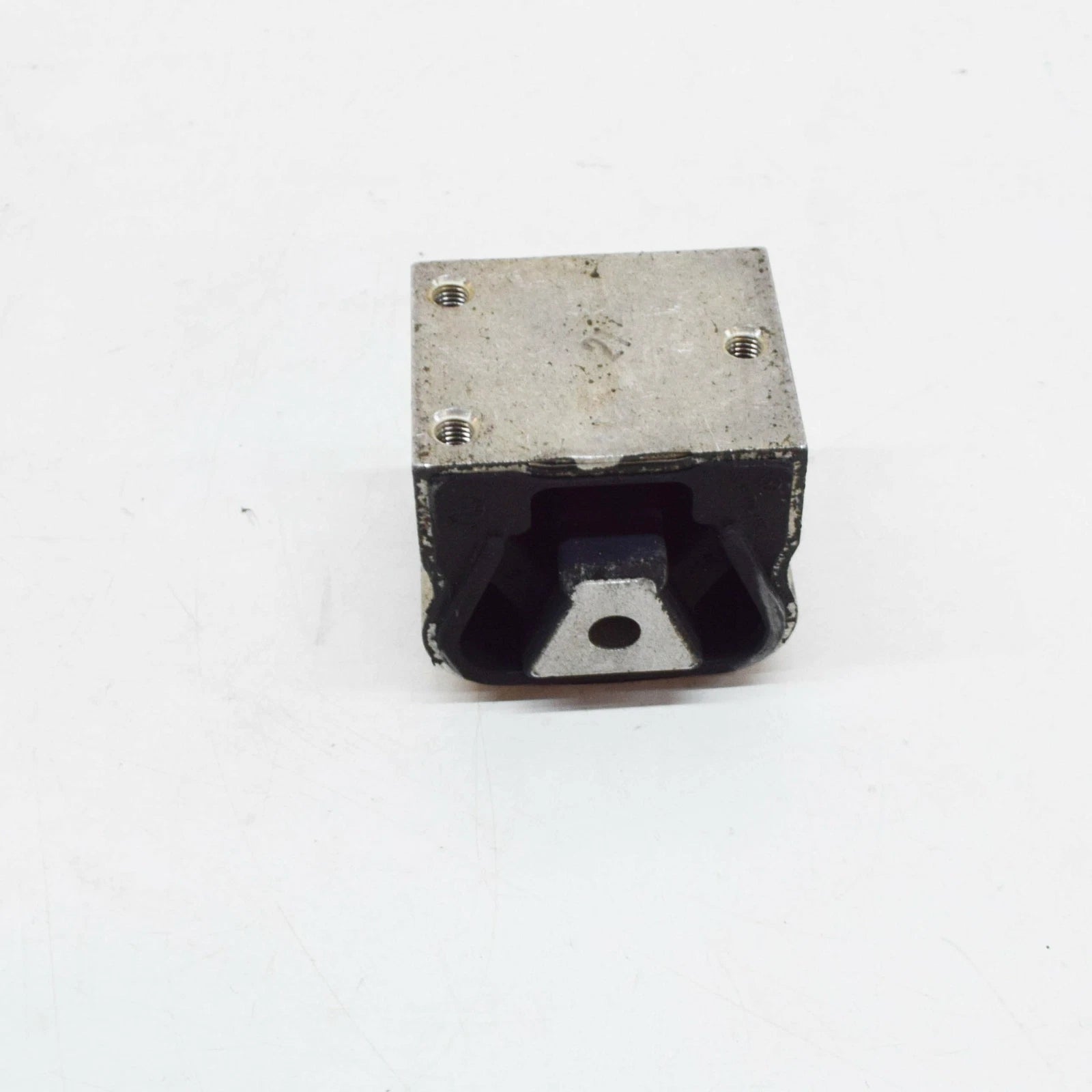 NEW MERCEDES-BENZ S W220 REAR TRANSMISSION RUBBER BUSHING A2202401618