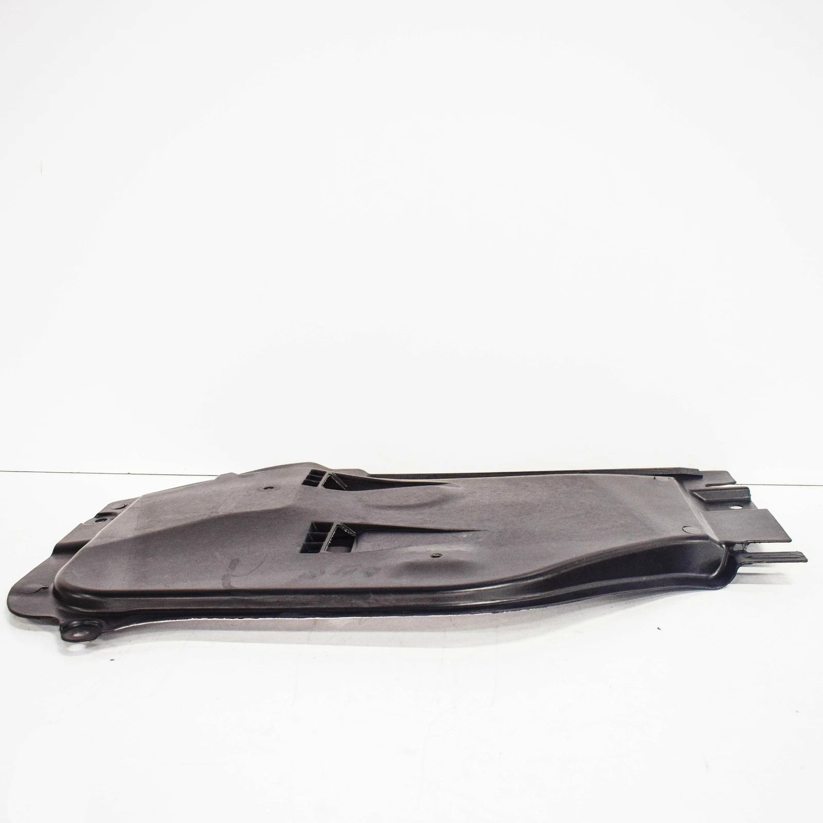 NEW MERCEDES BENZ GLA X156 ENGINE UNDERTRAY SHIELD COVER A2465201523 ORIGINAL