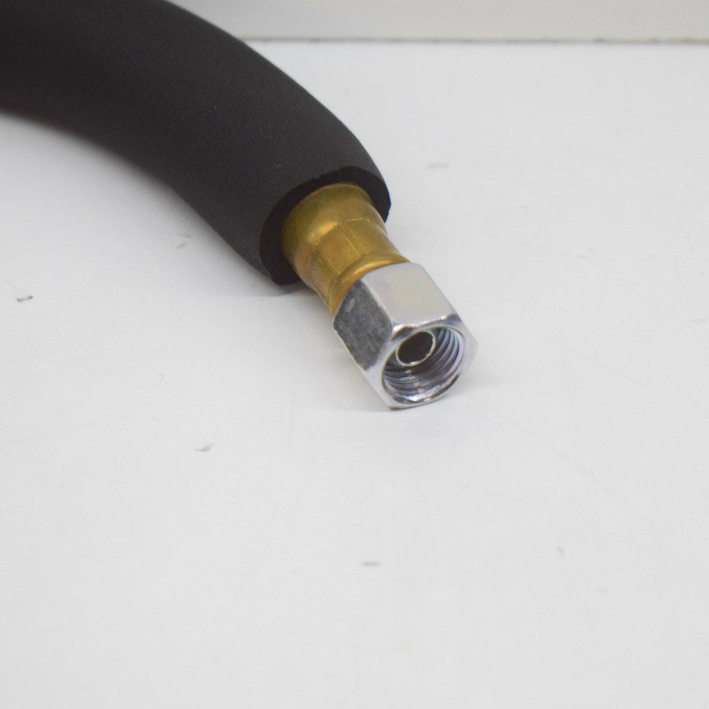 NEW MERCEDES-BENZ SALOON W123 FUEL HOSE PIPE A1164702775 2.7 PETROL ORIGINAL