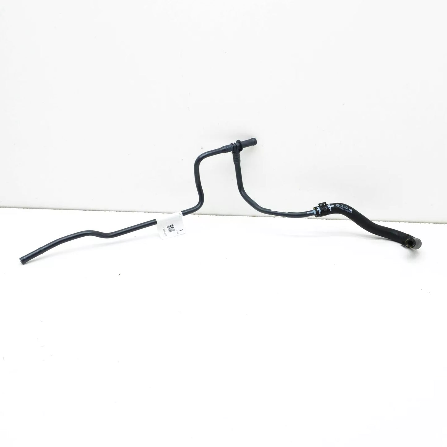 NEW AUDI A1 SPORTBACK GB COOLANT PIPE HOSE 05E121064 ORIGINAL