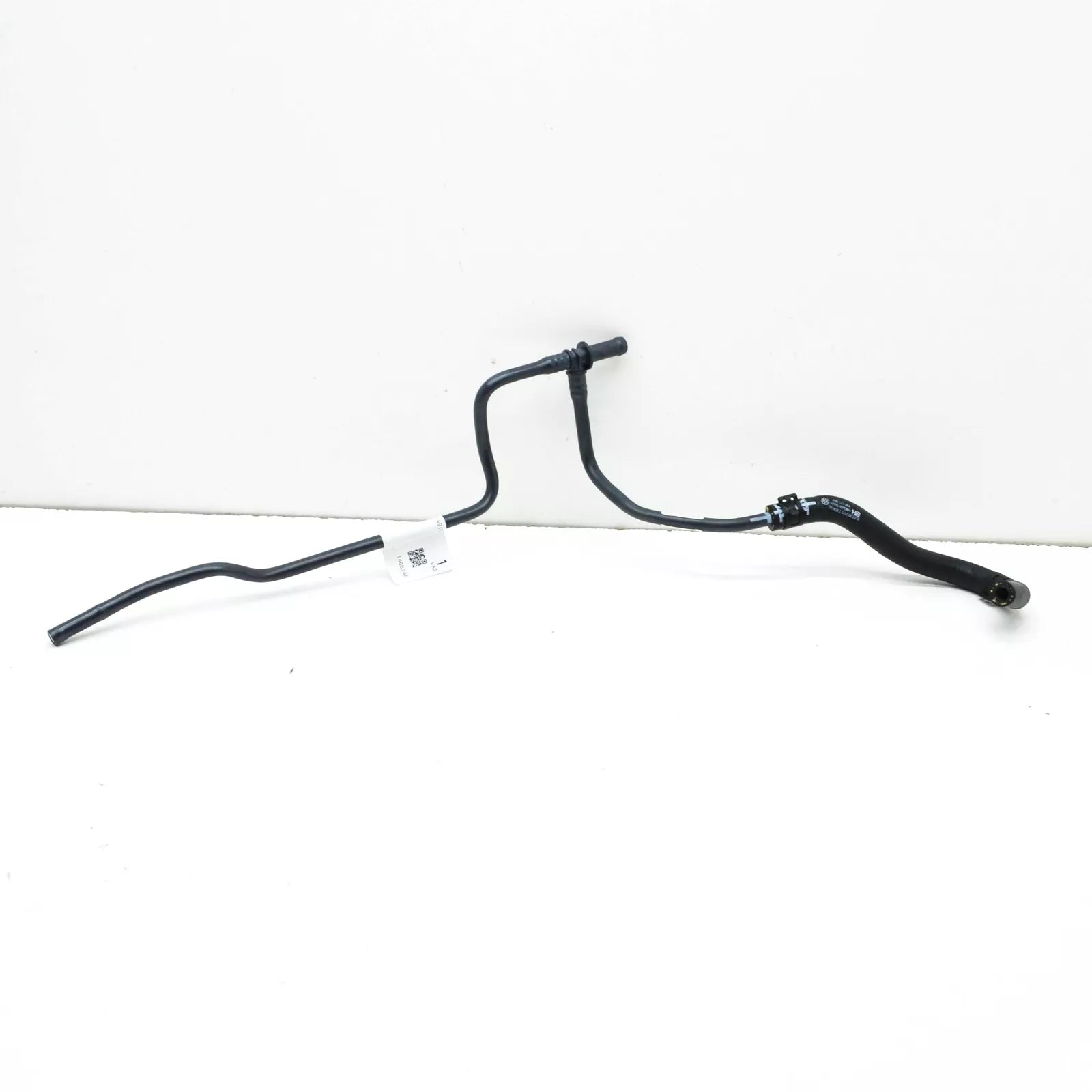 NEW AUDI A1 SPORTBACK GB COOLANT PIPE HOSE 05E121064 ORIGINAL