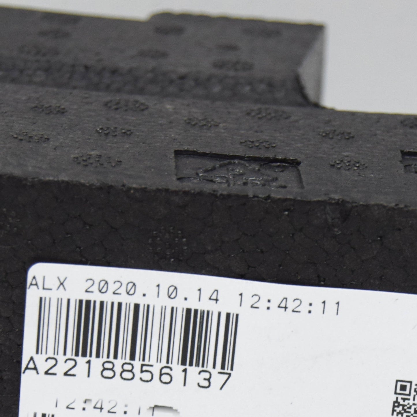 NEW MERCEDES-BENZ S-CLASS W221 FRONT LEFT IMPACT ABSORBER A2218856137 ORIGINAL