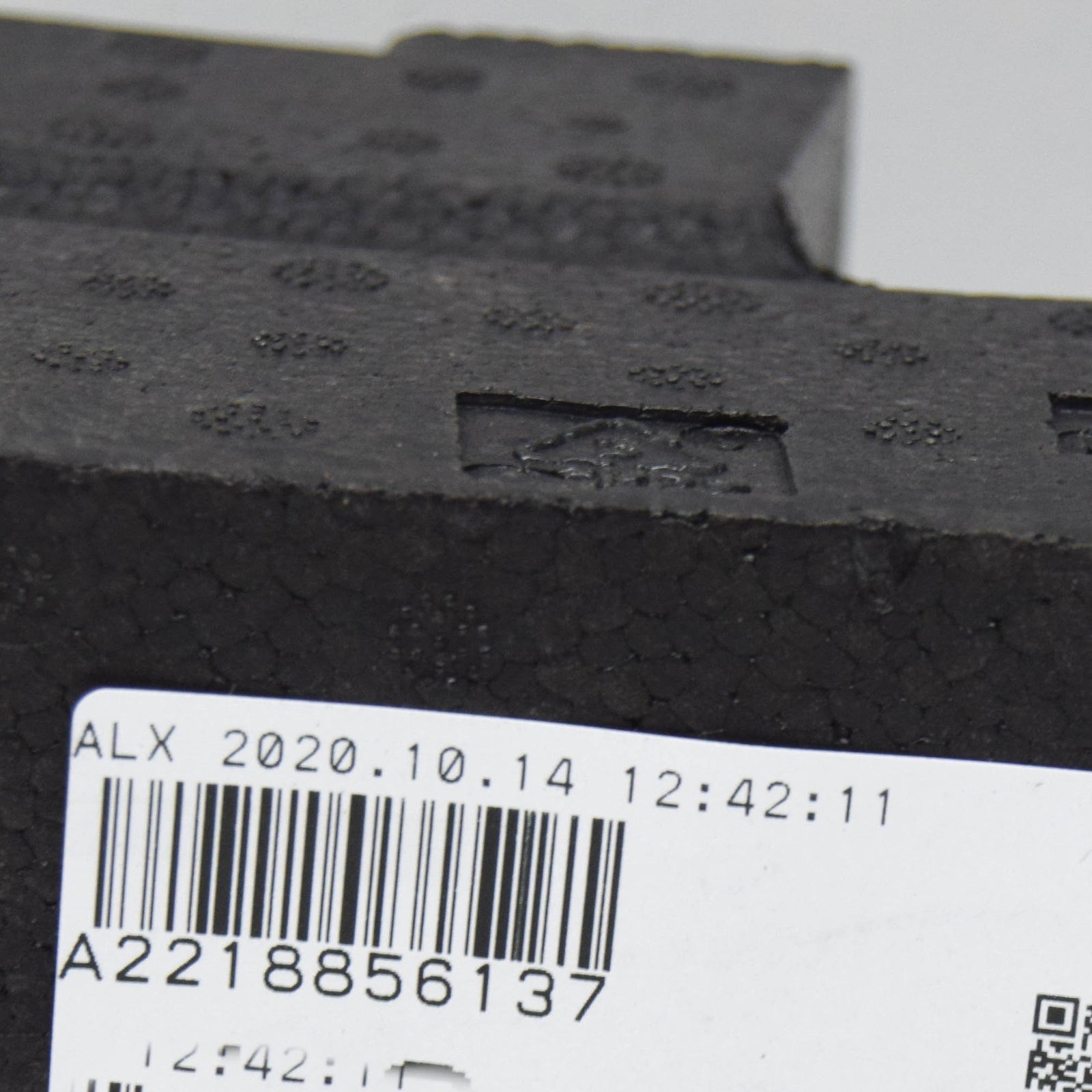 NEW MERCEDES-BENZ S-CLASS W221 FRONT LEFT IMPACT ABSORBER A2218856137 ORIGINAL