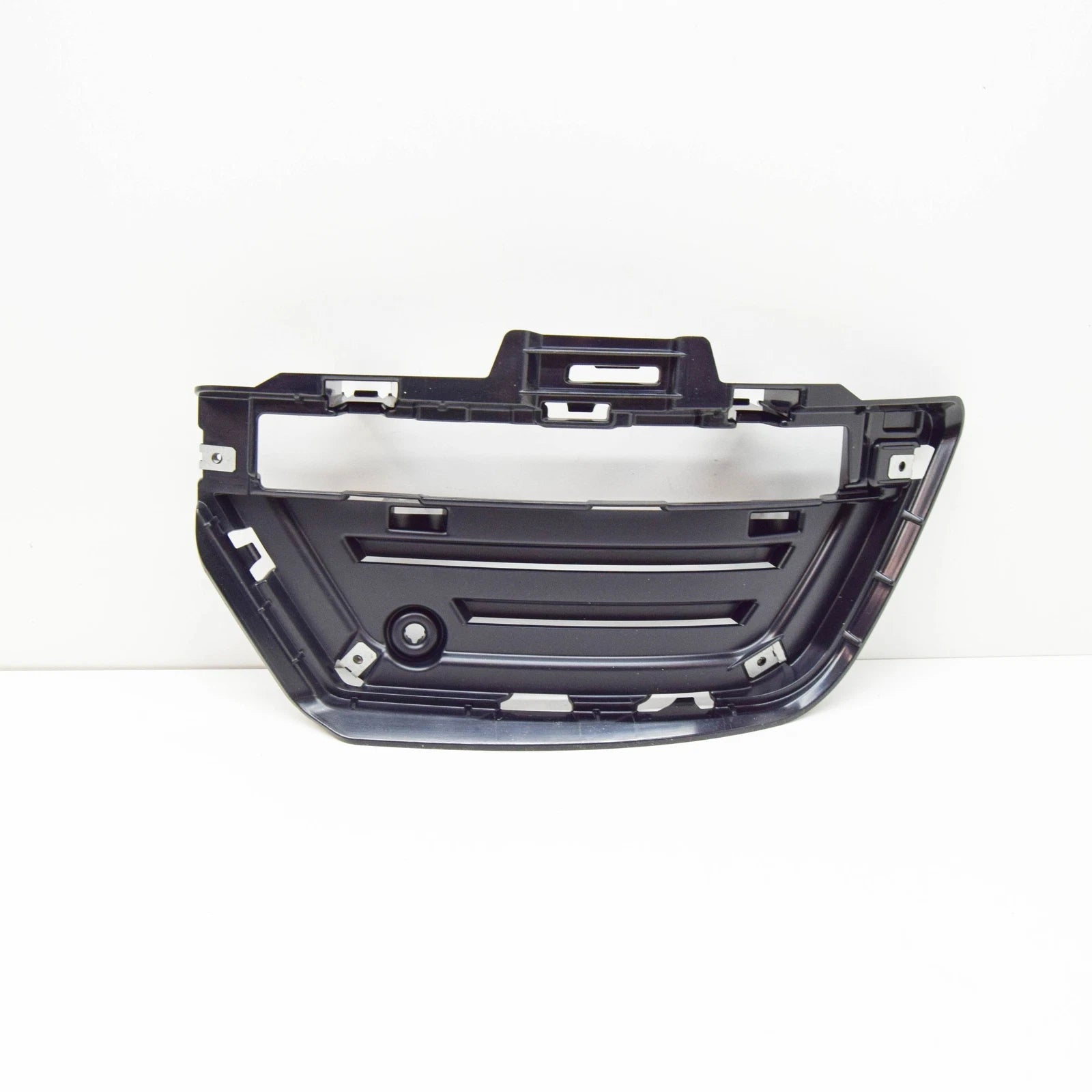 NEW MB C W204 AMG FRONT BUMPER LEFT OUTER GRILLE BRACKET A2048850824 ORIGINAL