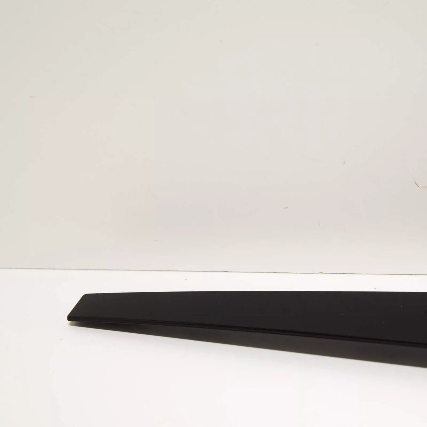 NEW MERCEDES-BENZ SL R230 REAR RIGHT C PILLAR TRIM A2307920430 2006 ORIGINAL