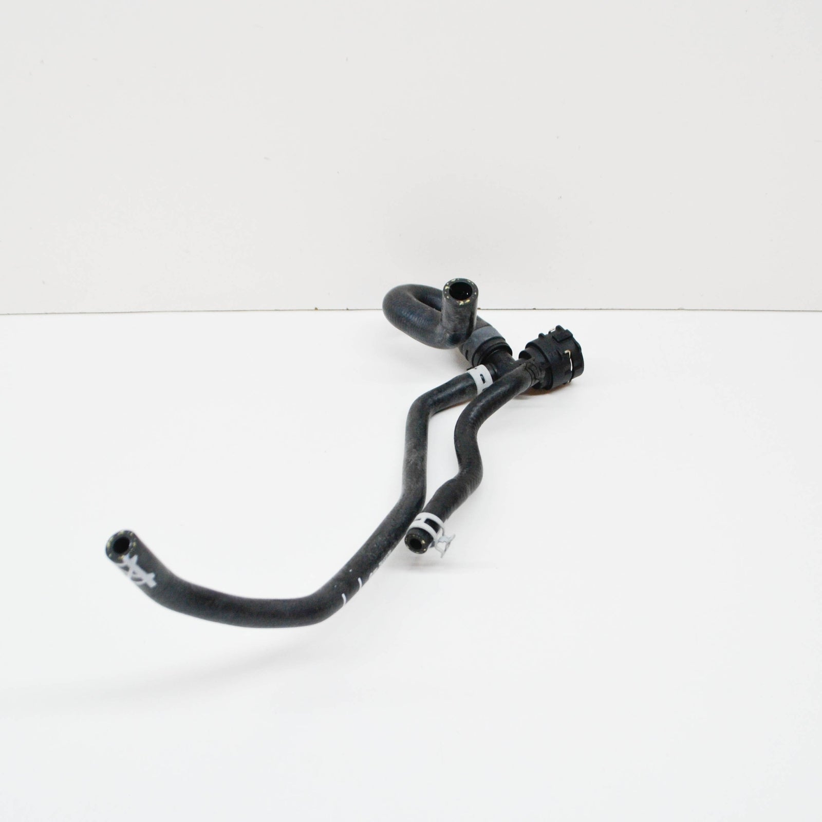 NEW AUDI Q2 GA RADIATOR WATER HOSE WITH QUICK COUPLING PIECE 5Q0122101H ORIGINAL