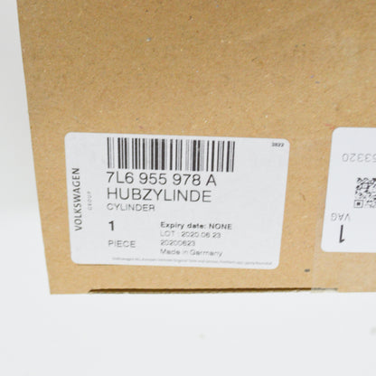 NEW VW TOUAREG 7LA RIGHT HEADLIGHT WASHER 7L6955978A ORIGINAL