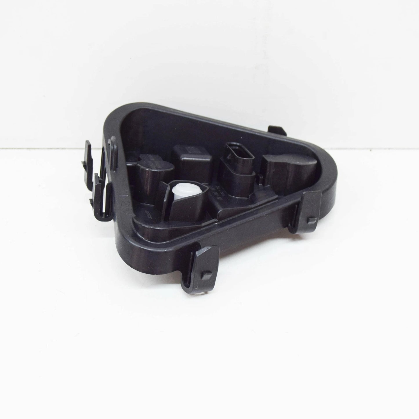 NEW BMW 3 F31 REAR RIGHT TAIL LIGHT BULB HOLDER 63217313048 7313048