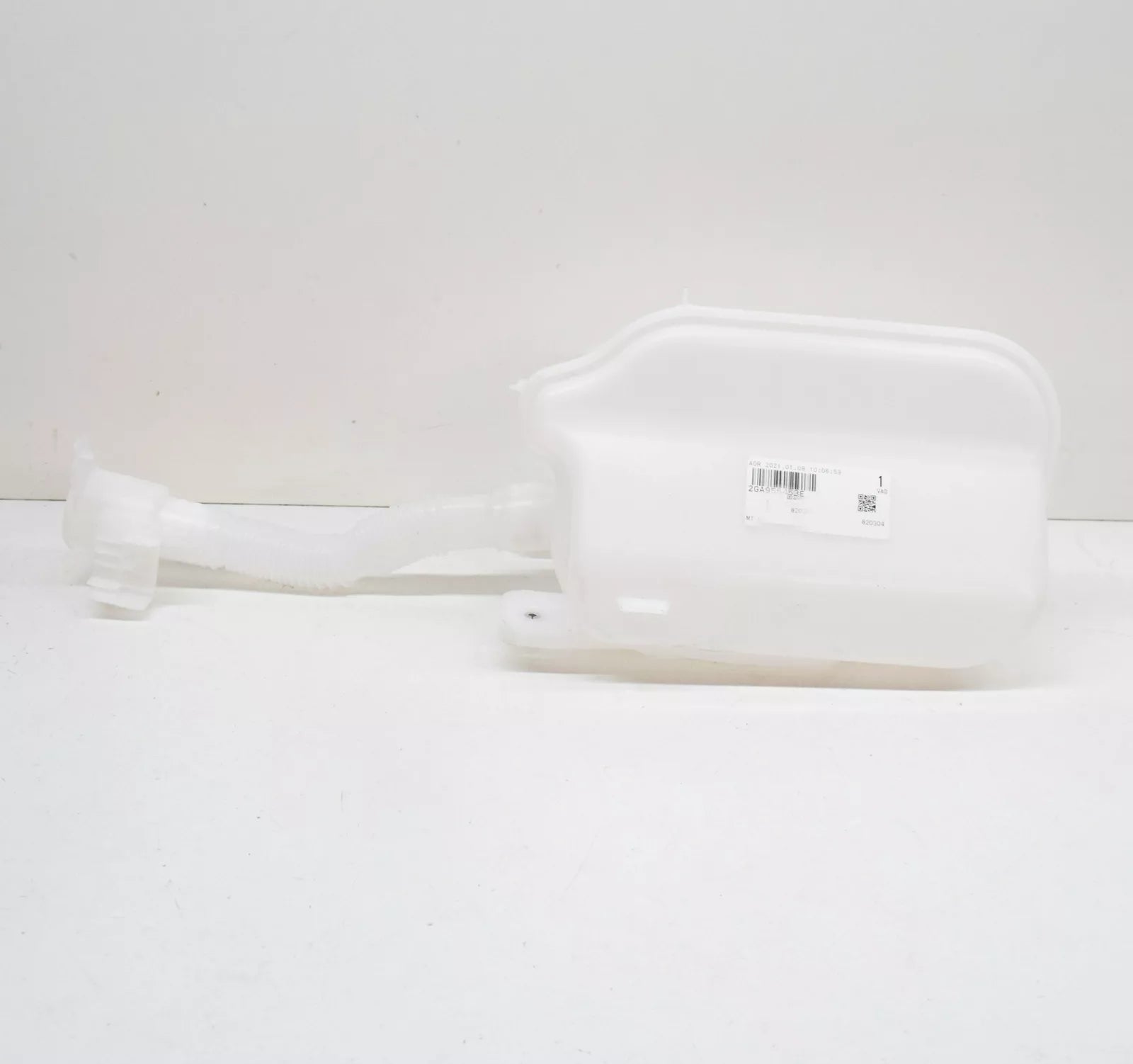 NEW VOLKSWAGEN T-ROC WINDSHIELD WASHER RESERVOIR TANK 2GA955453E