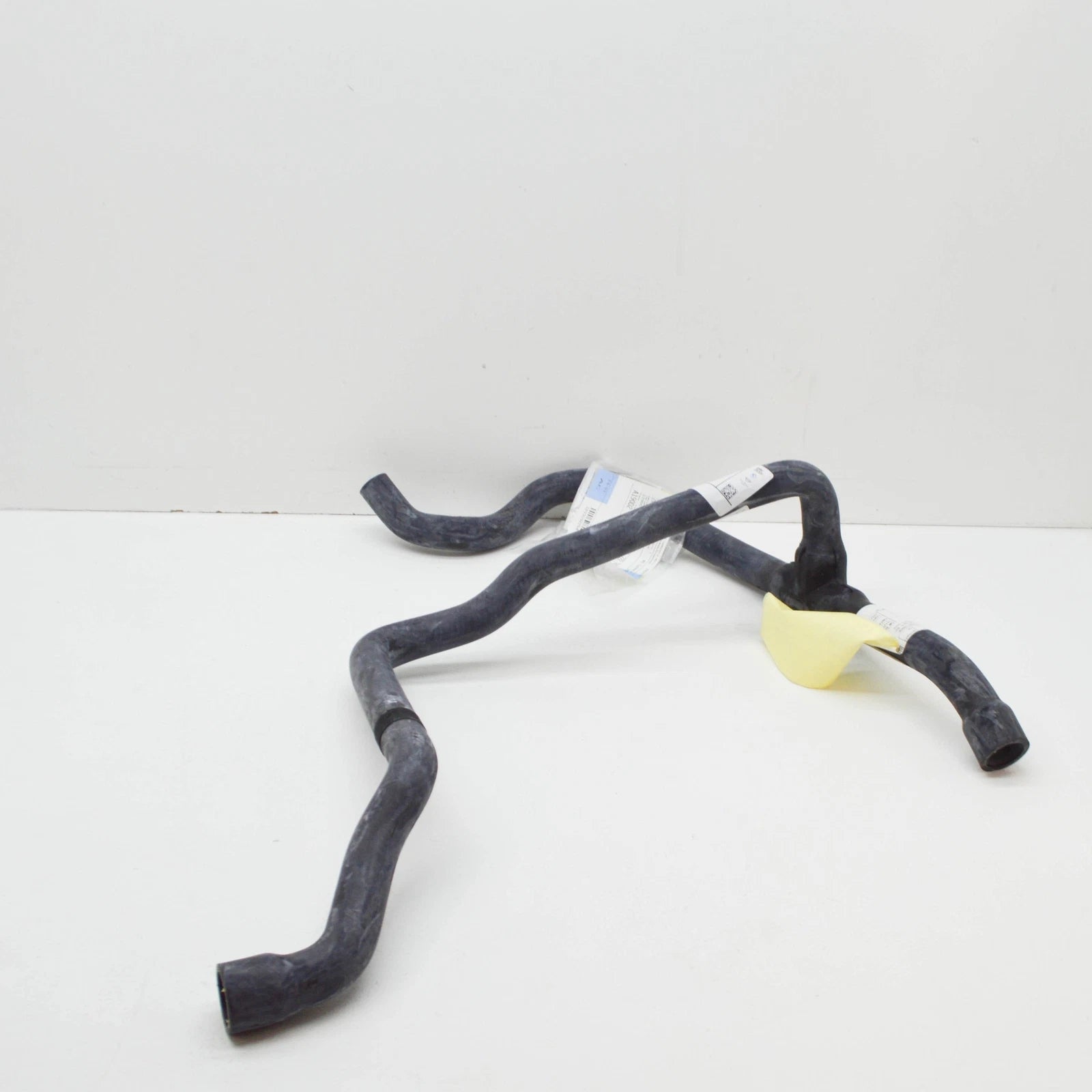 NEW BMW 3 E30 COOLANT HOSES PIPES 11531722743 1722743 1990 ORIGINAL