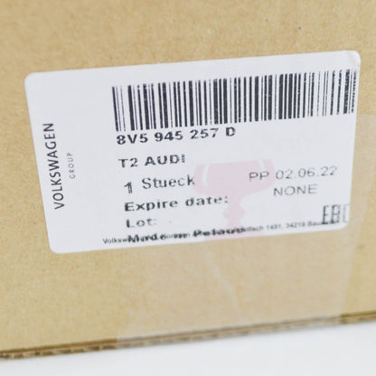 NEW AUDI A3 8V REAR LEFT INNER TAIL LIGHT BULB CARRIER 8V5945257D ORIGINAL