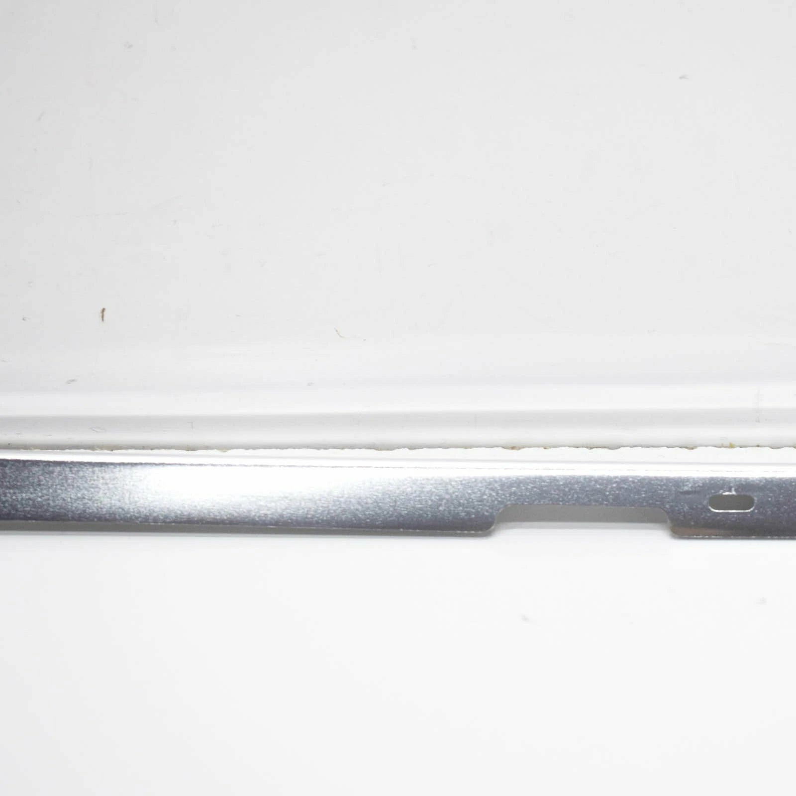 NEW MB S W126 WINDSHIELD RIGHT LATERAL GARNISH MOULDING A1266702822 ORIGINAL
