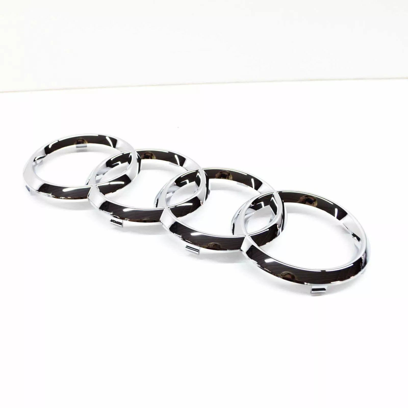 NEW AUDI A6 C7 FRONT GRILL BADGE EMBLEM 4H0853605B2ZZ 2014