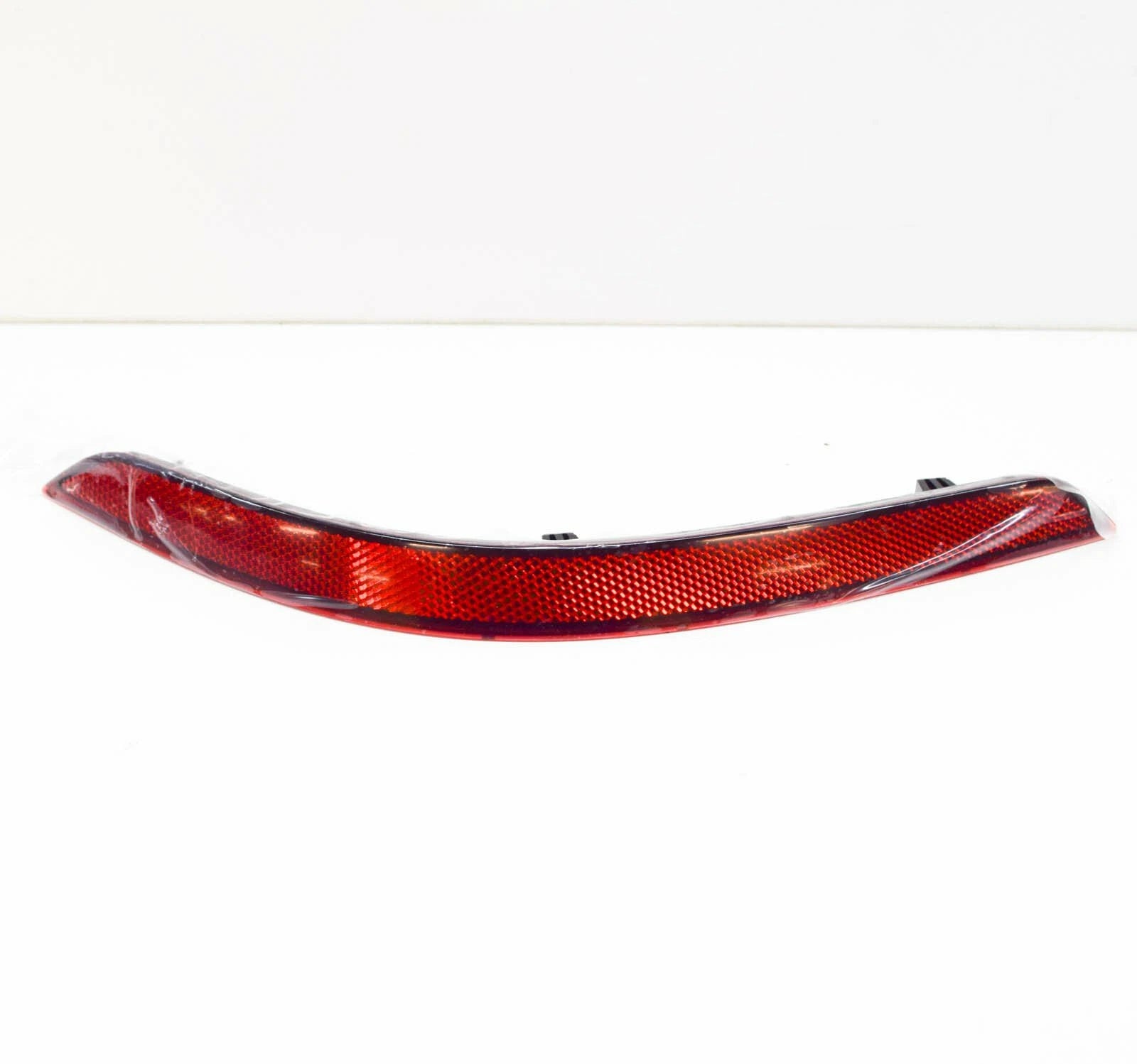 NEW VOLKSWAGEN CADDY MK4 REAR BUMPER RIGHT REFLECTOR 2K5945106E ORIGINAL