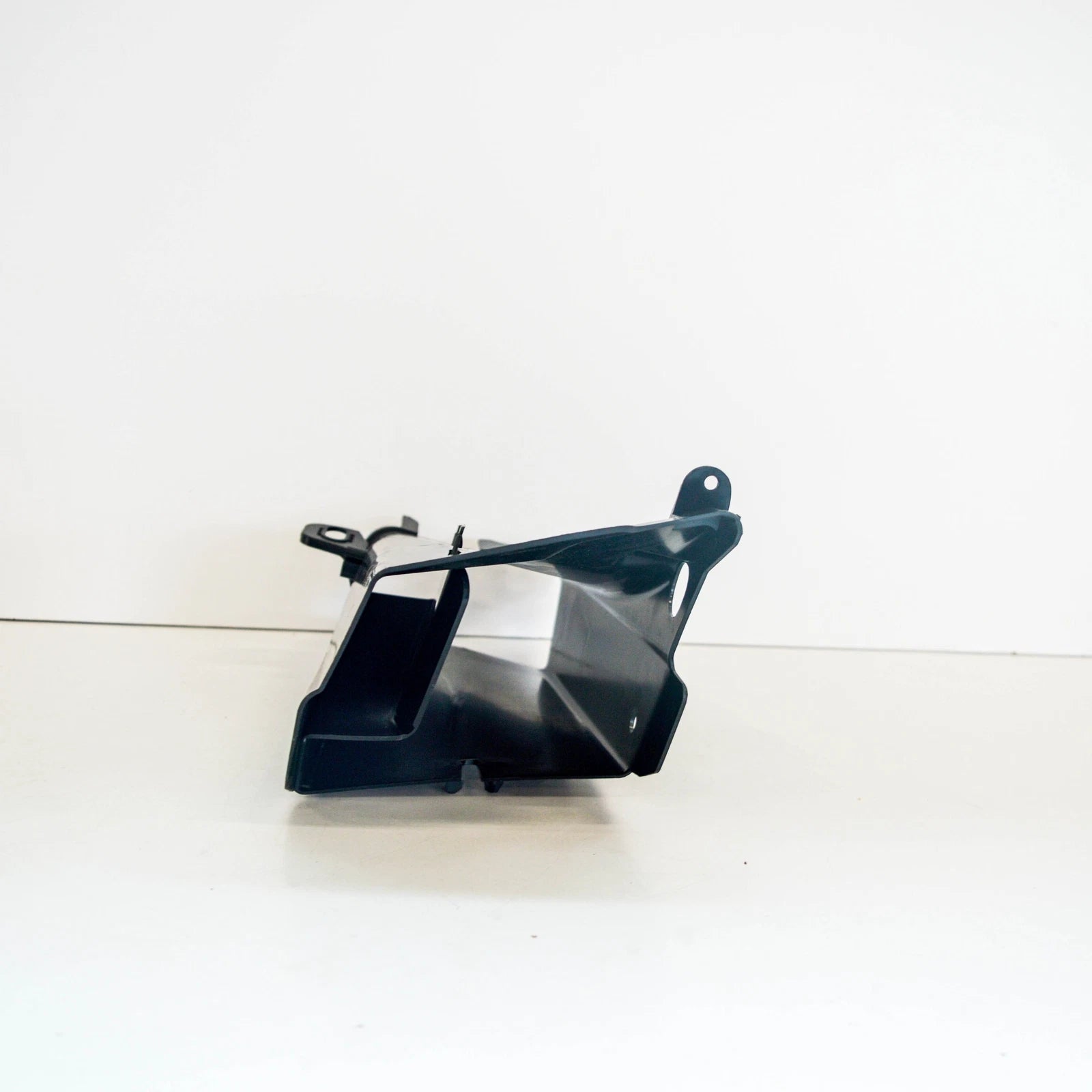 NEW BMW 5 F10 FRONT RIGHT BRAKE AIR DUCT 7331784 51747331784 2015 ORIGINAL