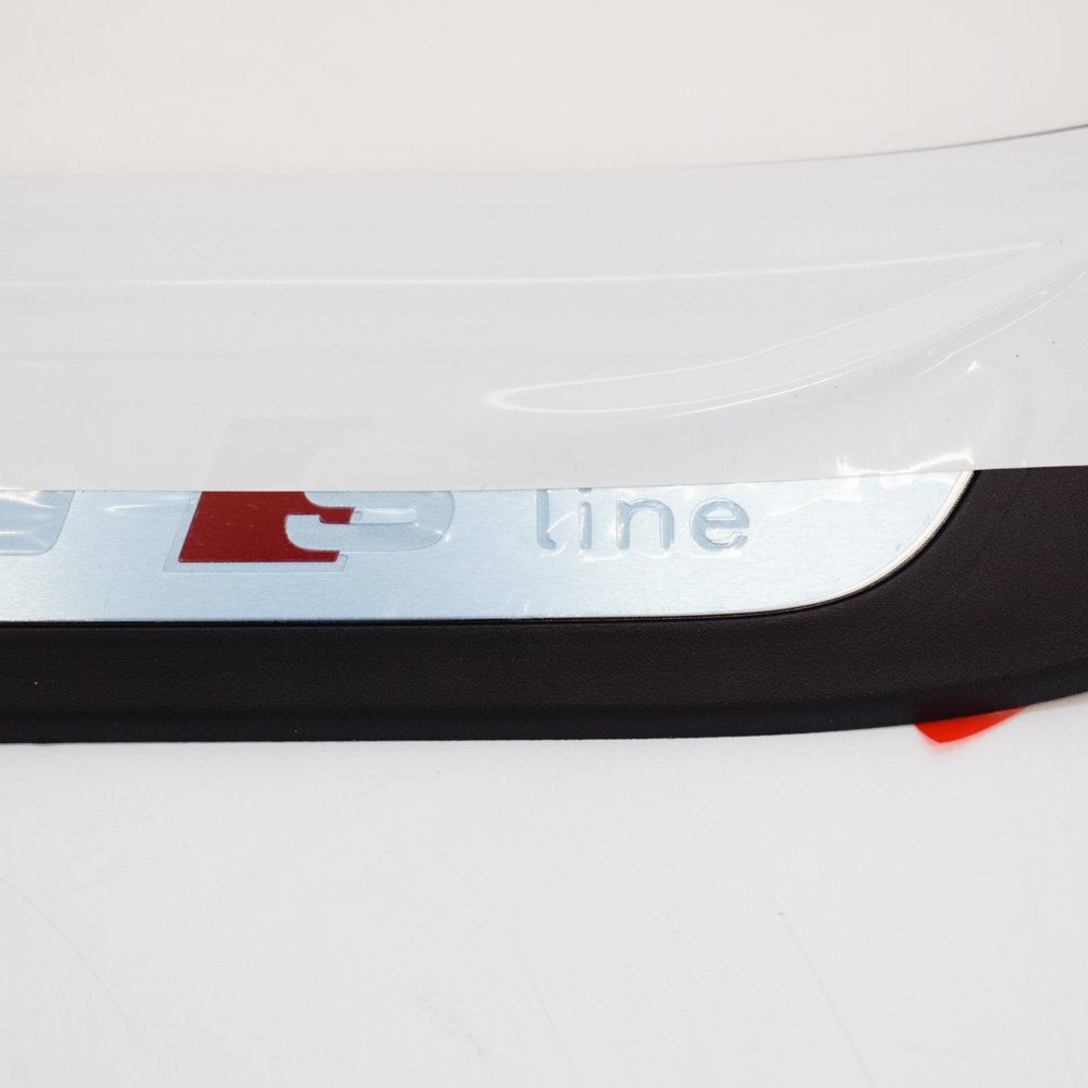 NEW AUDI Q5 8R S-LINE REAR LEFT DOOR SILL PLATE TRIM 	8R0853375C01C ORIGINAL