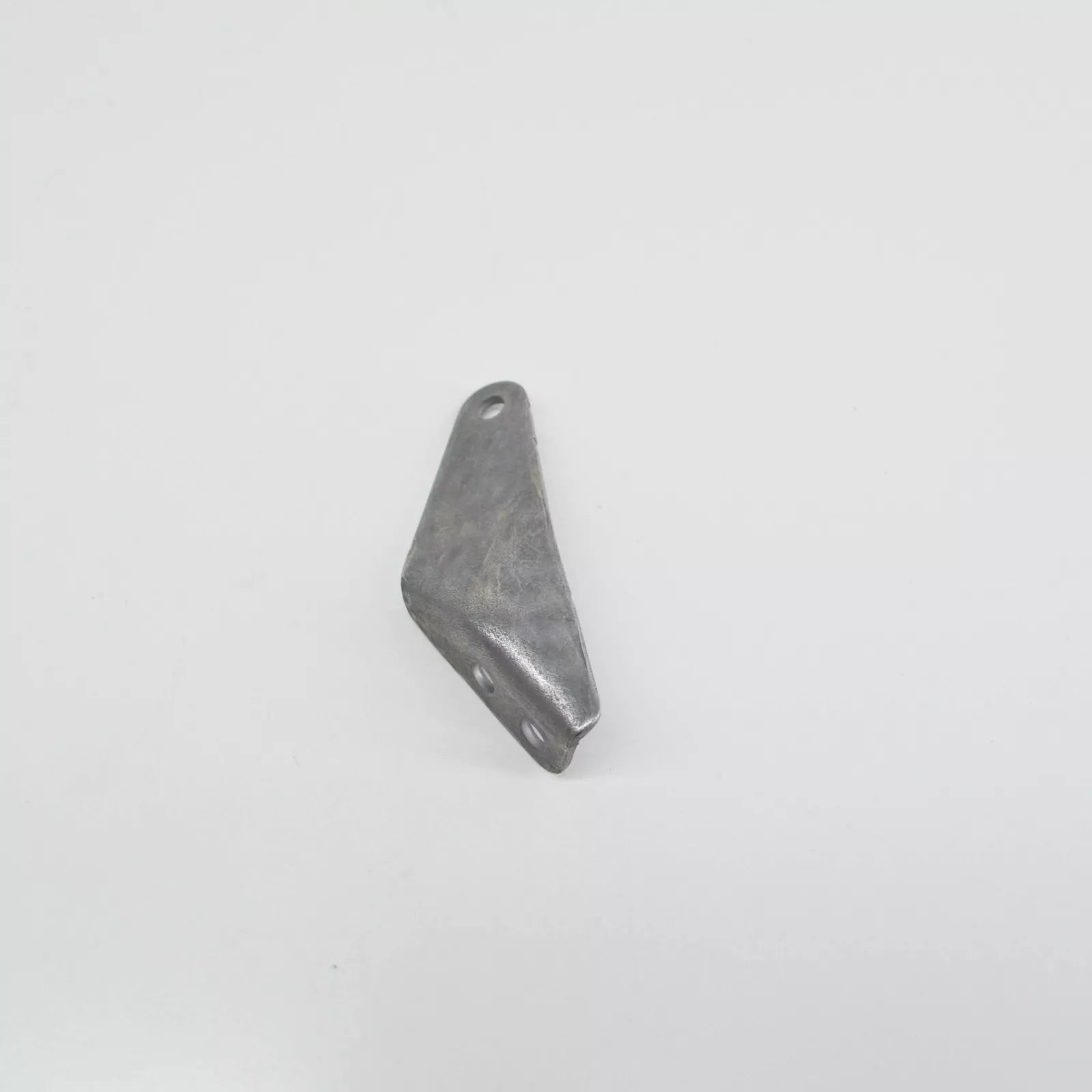 NEW MB SPRINTER W906 EXHAUST GAS TURBO TO ALTERNATOR BRACKET A6510963040