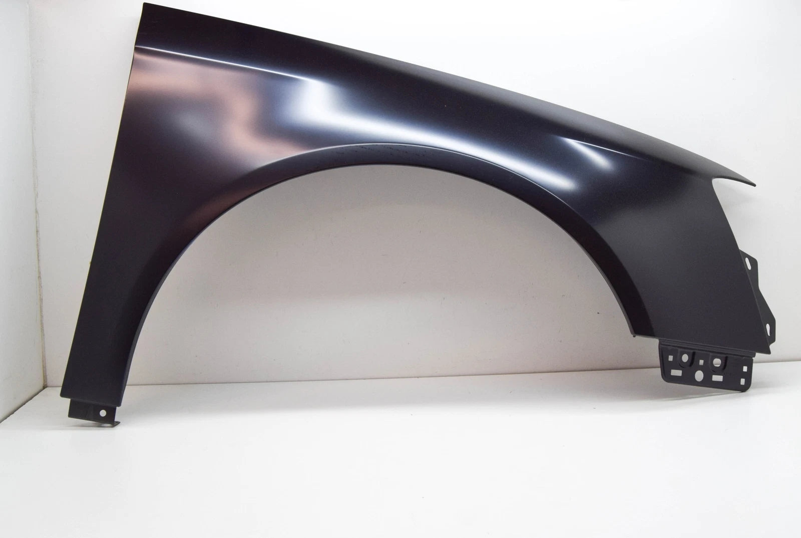 NEW VW PASSAT B6 3C FRONT RIGHT FENDER 3C0821022 ORIGINAL