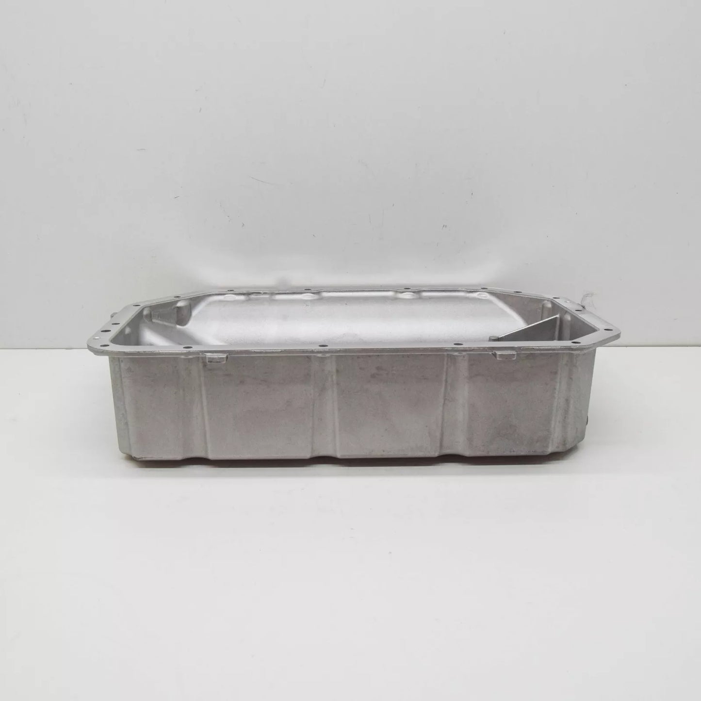 NEW MERCEDES-BENZ VITO W447 ENGINE OIL PAN A6510106319 ORIGINAL