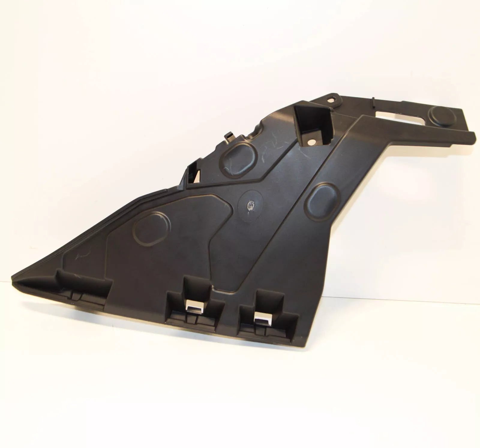 NEW BMW X6 F16 FRONT RIGHT FENDER BRACKET 51657337632 7337632 2015 ORIGINAL