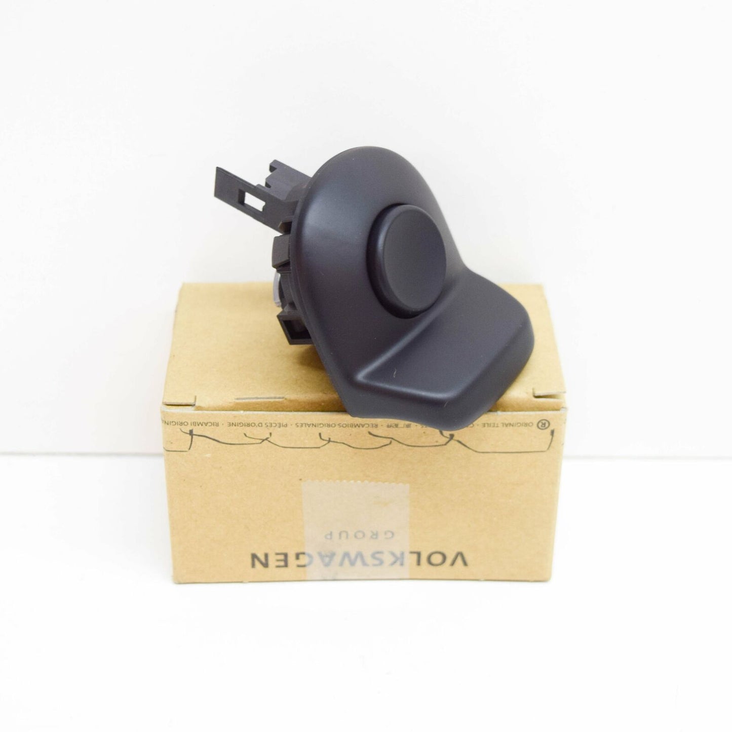 NEW VOLKSWAGEN UP REAR TRUNK LOCK WITH MICRO SWITCH 1S0827566A3FZ ORIGINAL