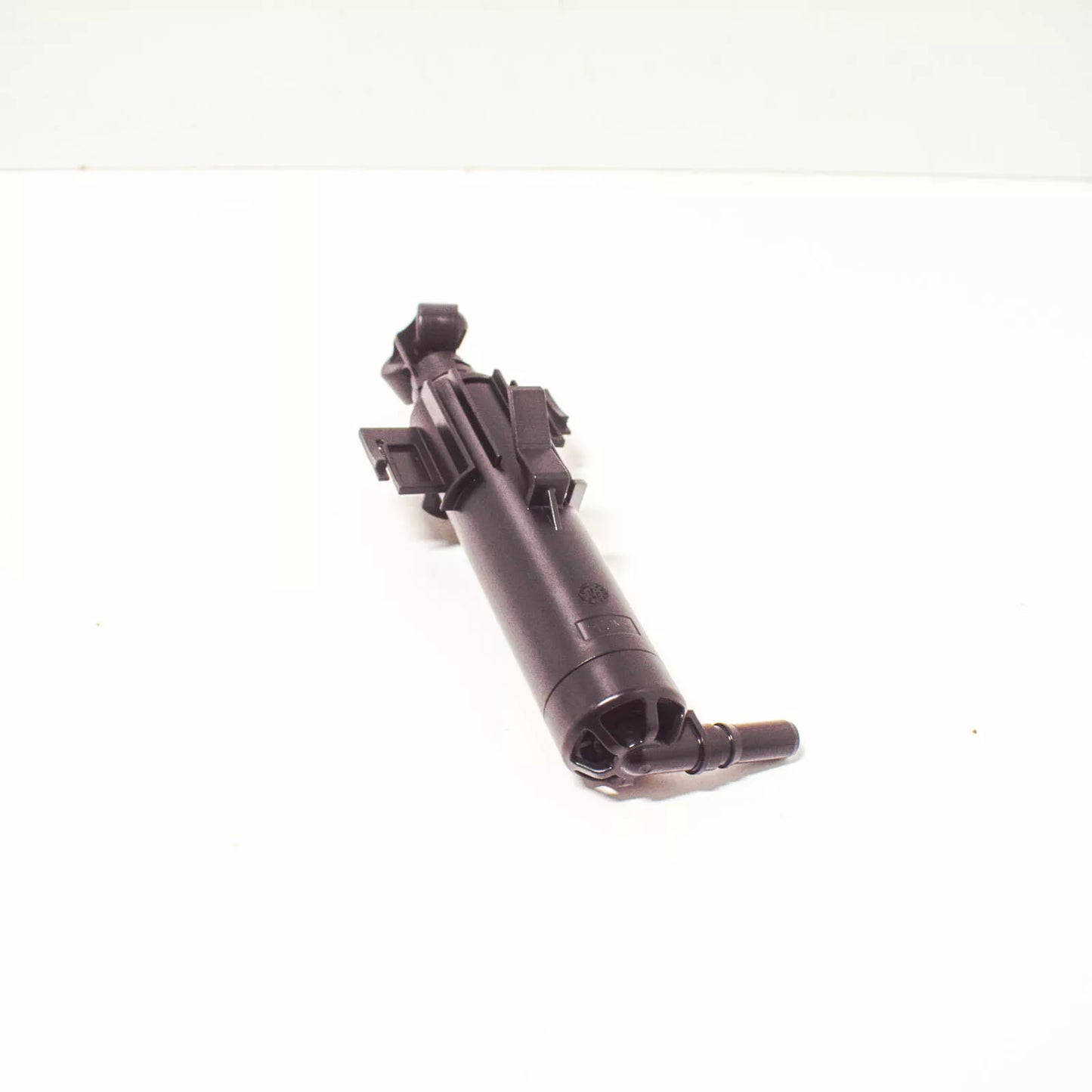 NEW AUDI A5 8T RS5 FRONT RIGHT HEADLAMP WASHER NOZZLE 8T0955102D 2016