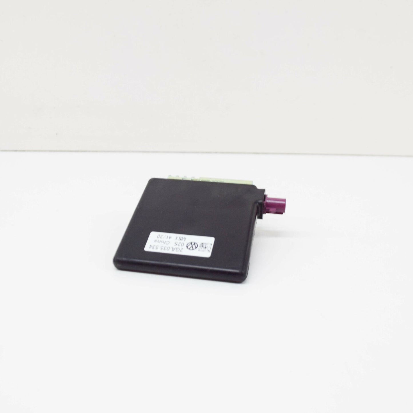 NEW VOLKSWAGEN TOUAREG MK3 CR GSM AERIAL 2GA035534 ORIGINAL