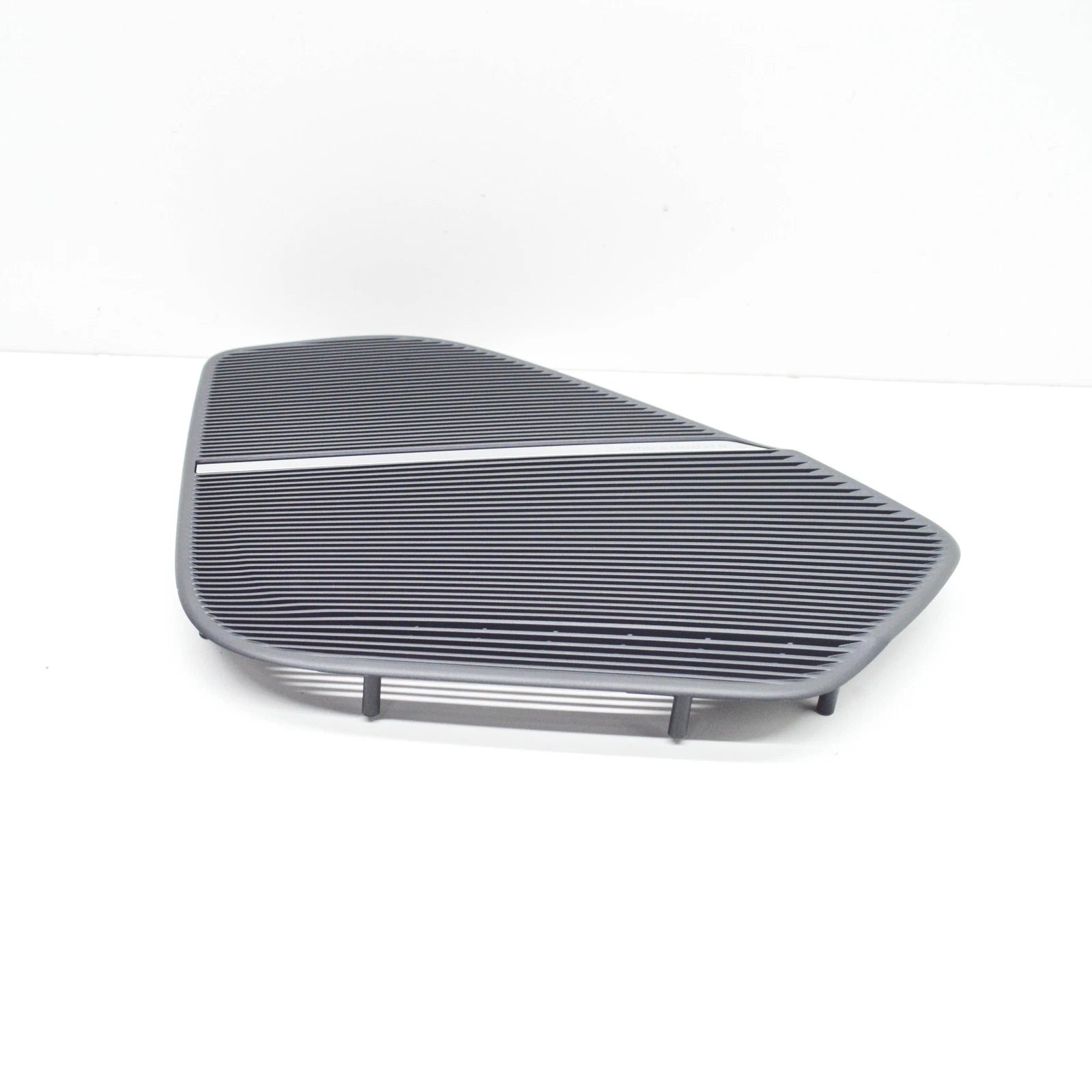 NEW AUDI Q7 4M REAR RIGHT SPEAKER COVER GRILLE TRIM 4M8868452A4PK ORIGINAL