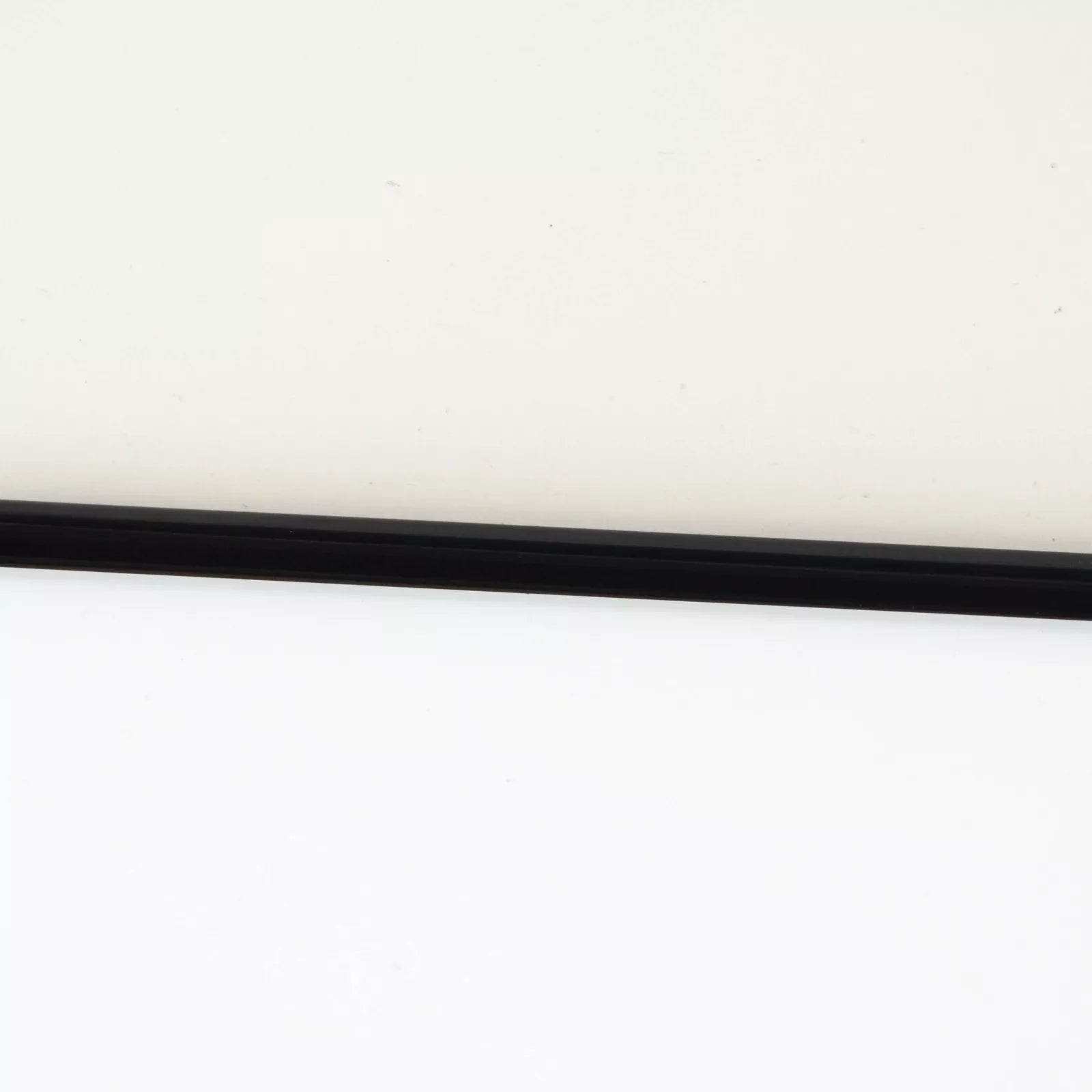 NEW BMW 1 E88 FRONT LEFT EXTERIOR DOOR CHANNEL COVER 7164937 51337164937