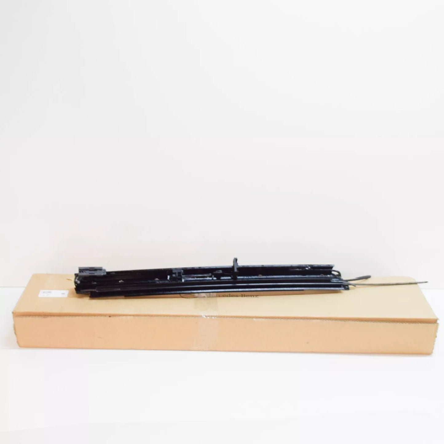 NEW MERCEDES-BENZ A W176 LEFT SLIDING ROOF MECHANICS A1767801700 ORIGINAL