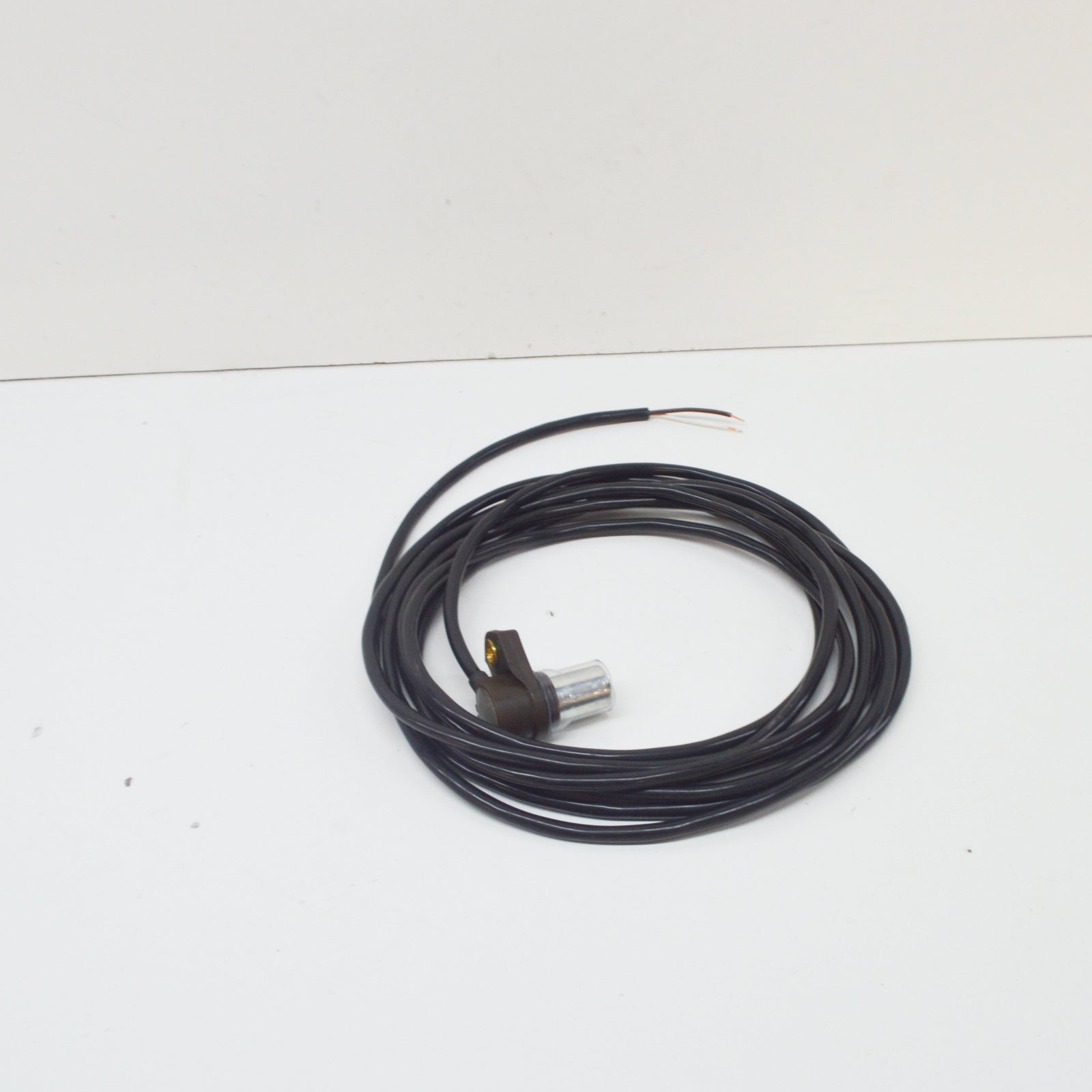 NEW MERCEDES-BENZ VITO W639 SPEED SENSOR PULSE SENDER UNIT A0135425017 ORIGINAL