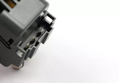 NEW AUDI A2 8Z LUGGAGE COMPARTMENT TRIM SOCKET 4B0925071A2AQ