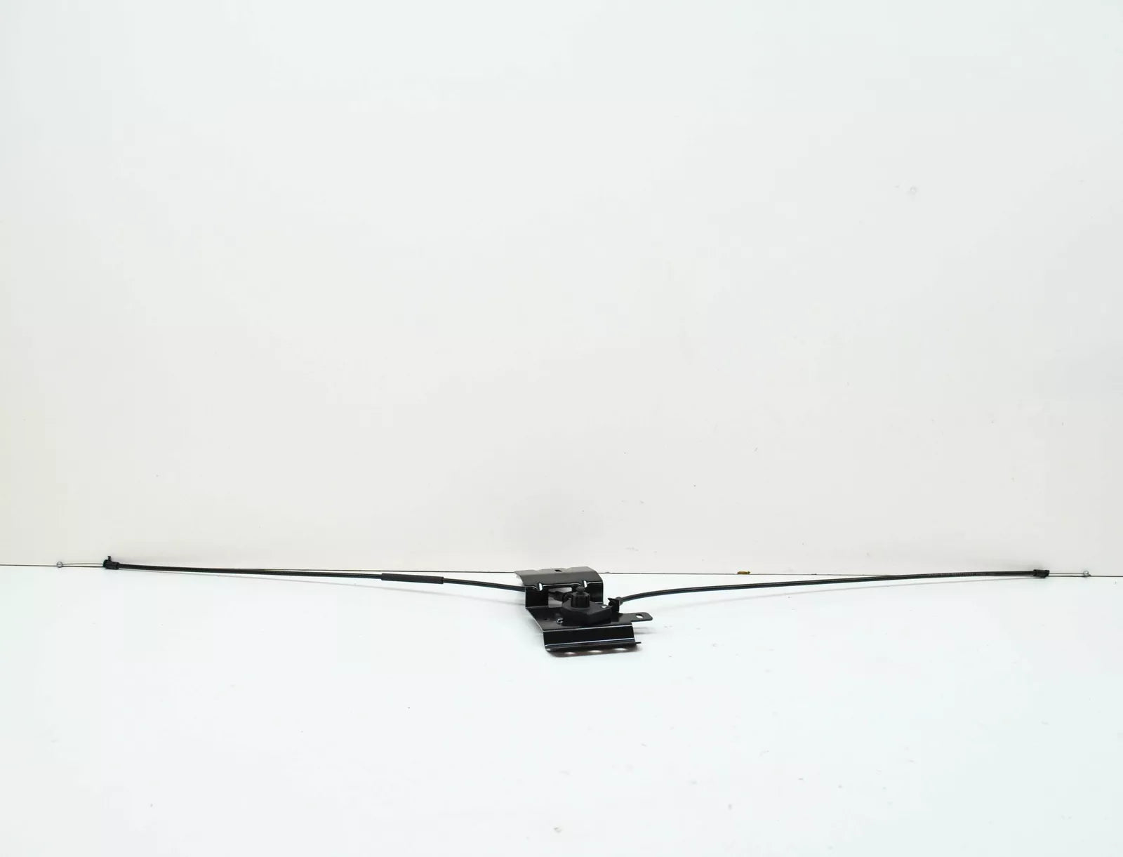 NEW AUDI A6 C8 FRONT BONNET HOOD RELEASE LOCK CABLE 4K0823529D ORIGINAL