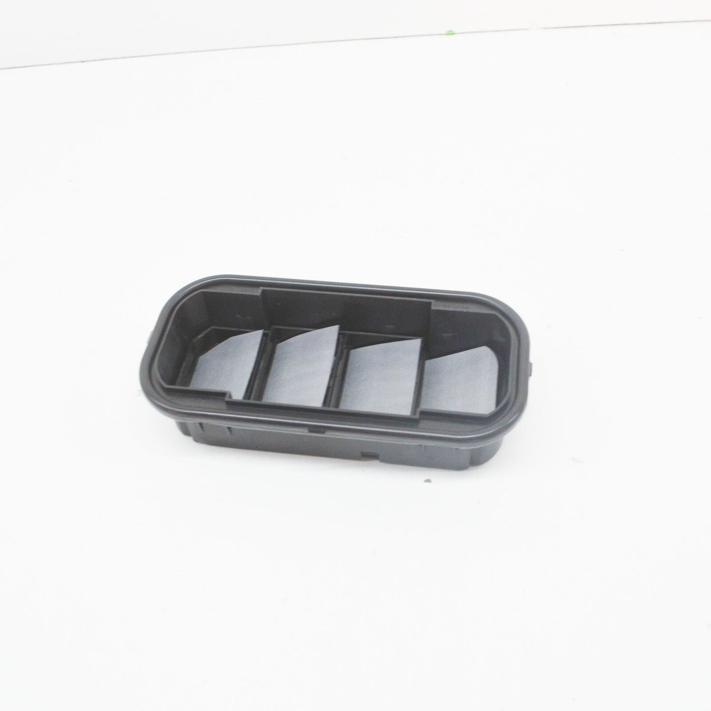 NEW MERCEDES-BENZ VITO W638 REAR AIR OUTLET FLAP A9018300042 ORIGINAL