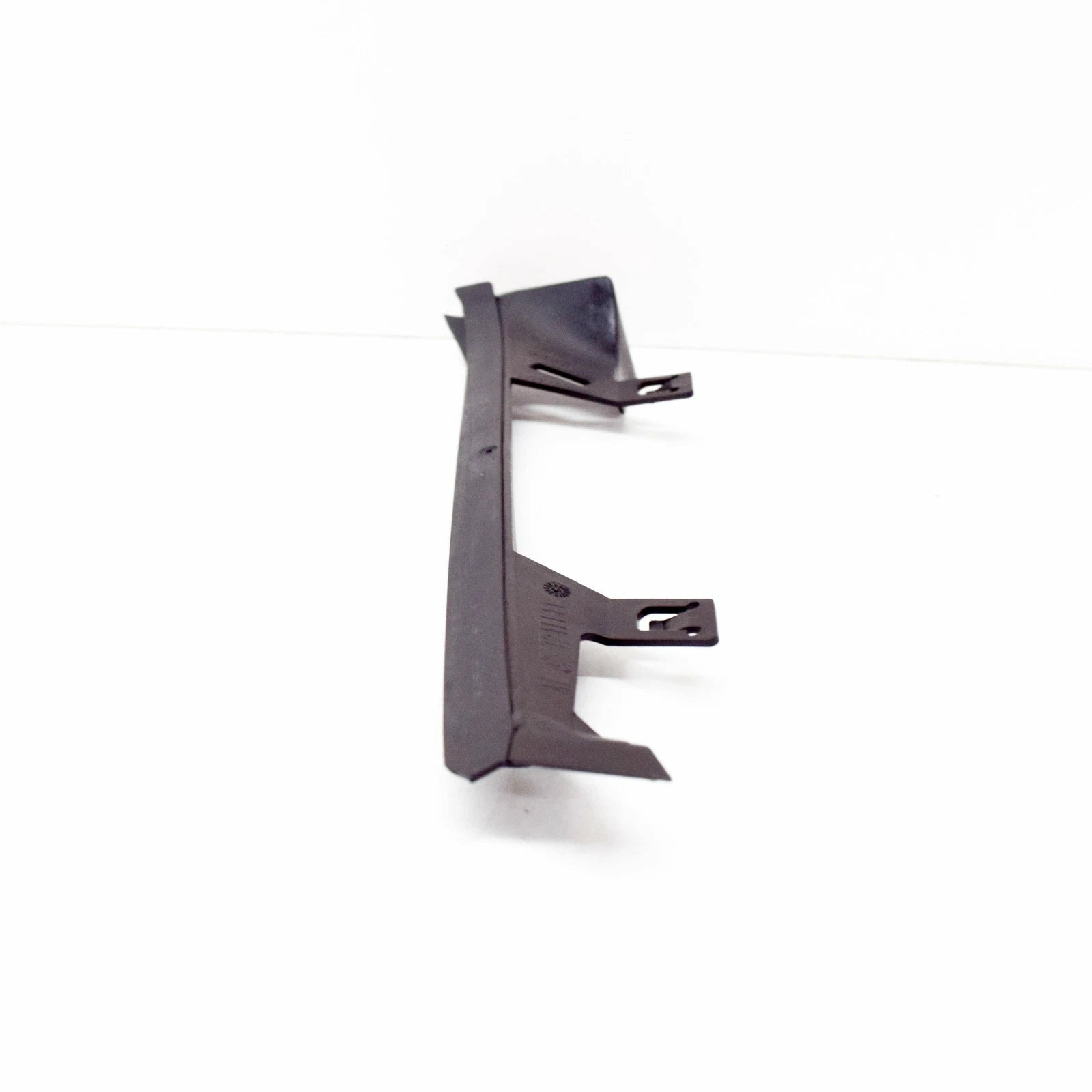 NEW BMW 3 E92 FRONT GASKET HEADLIGHT RIGHT 63117241144 7241144