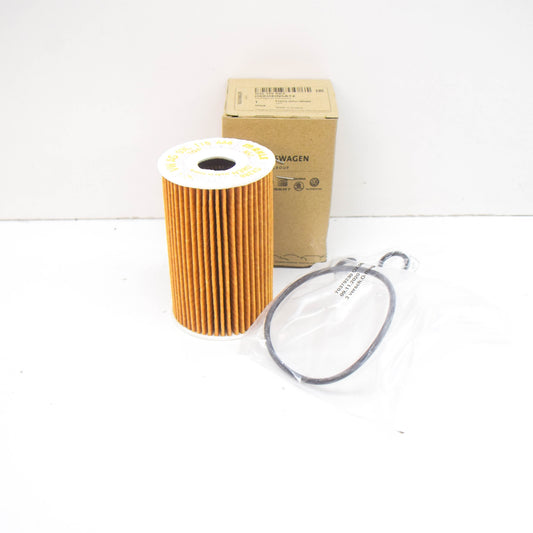 NEW AUDI Q5 8R OIL FILTER WITH GASKET 03L115562 ORIGINAL