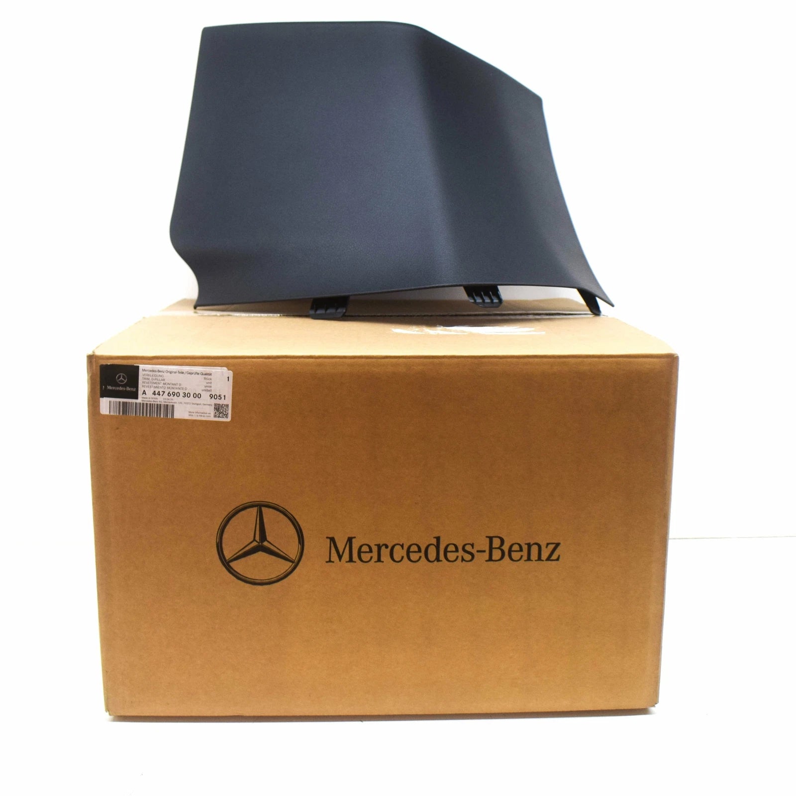 NEW MERCEDES-BENZ VITO W447 REAR RIGHT D-PILLAR TRIM A44769030009051 ORIGINAL