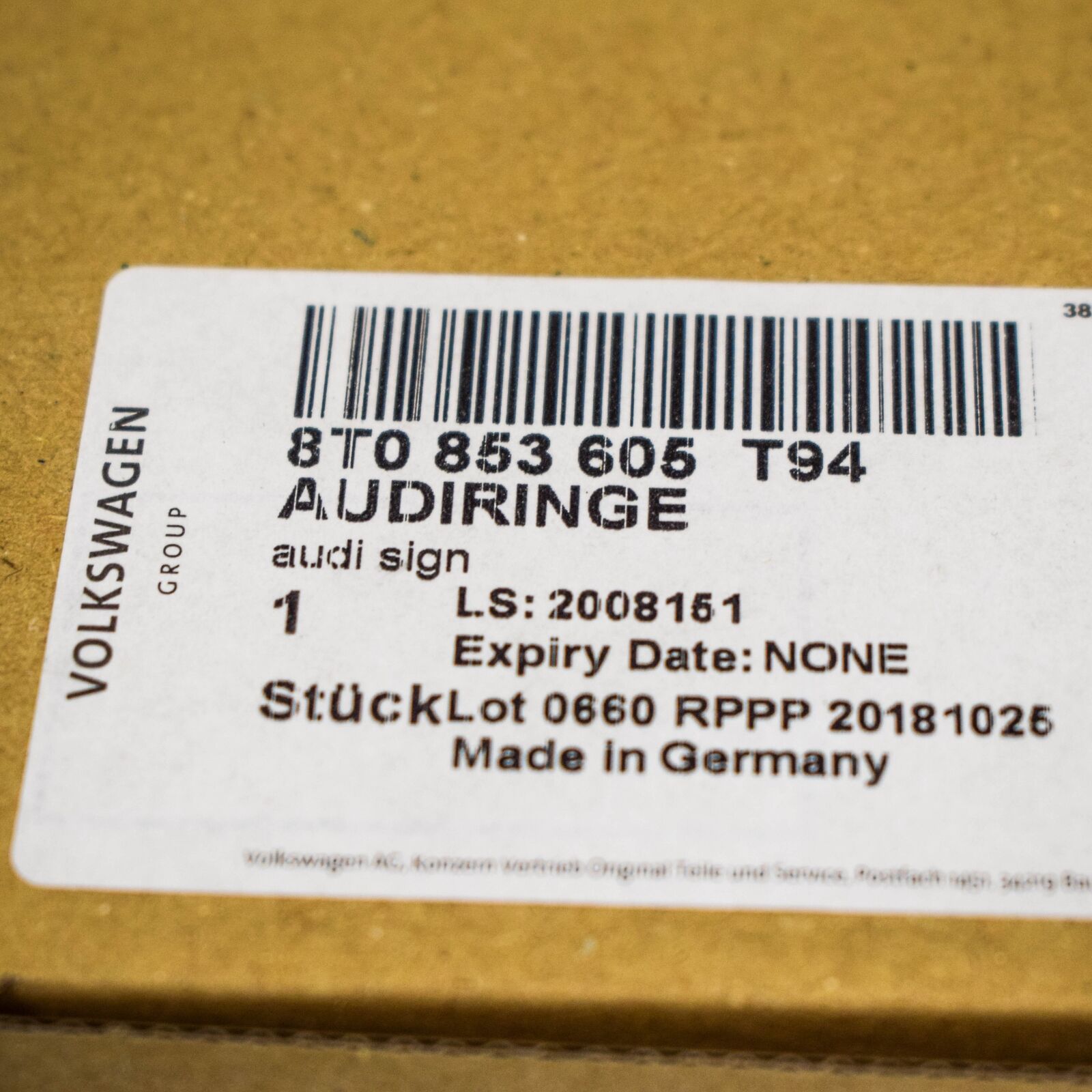 NEW AUDI A3 FRONT GRILLE EMBLEM 8T0853605T94 ORIGINAL