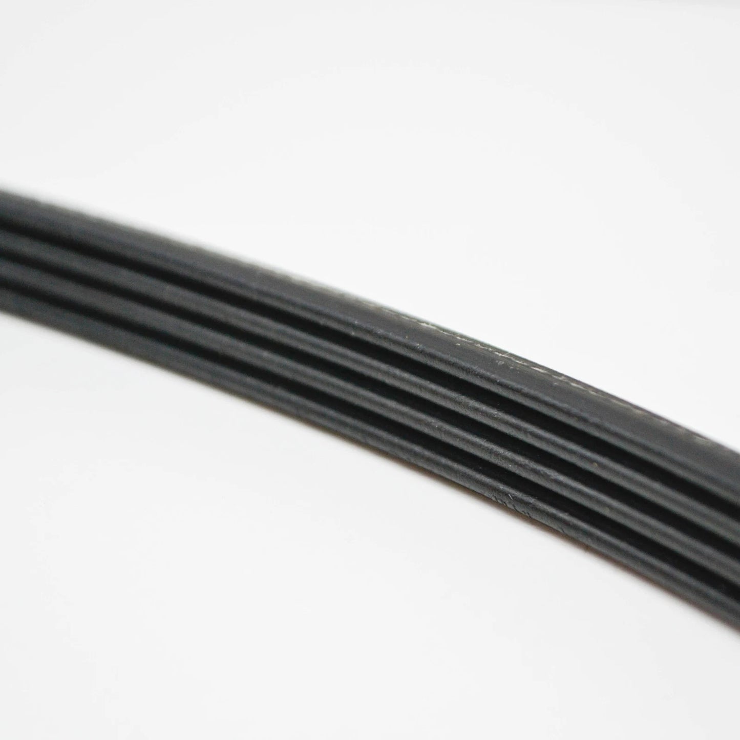 NEW VOLKSWAGEN CRAFTER 2E MK1 POLY V-BELT 03L119137 ORIGINAL