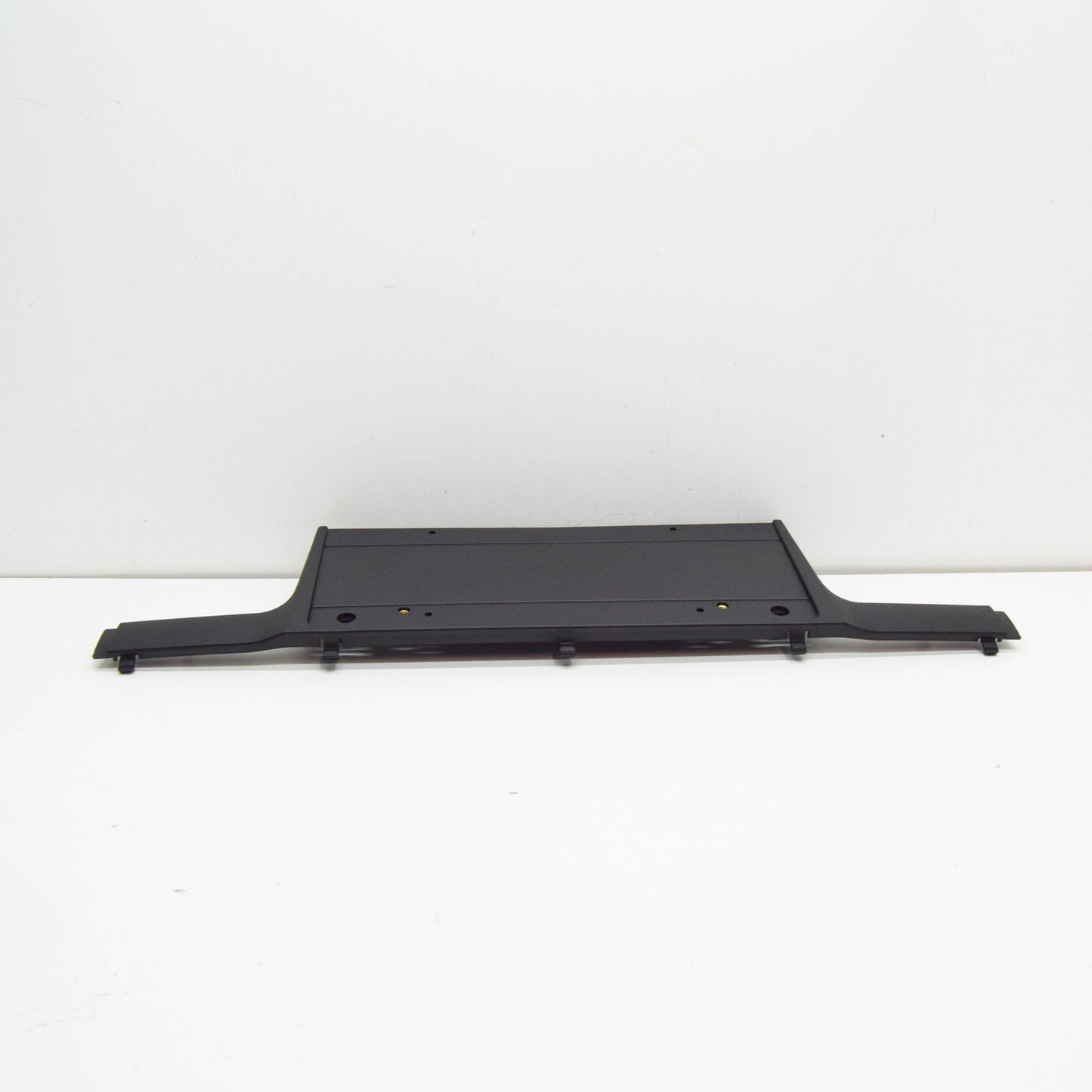 new bmw 5 e39 front license plate bracket 51118226564 original