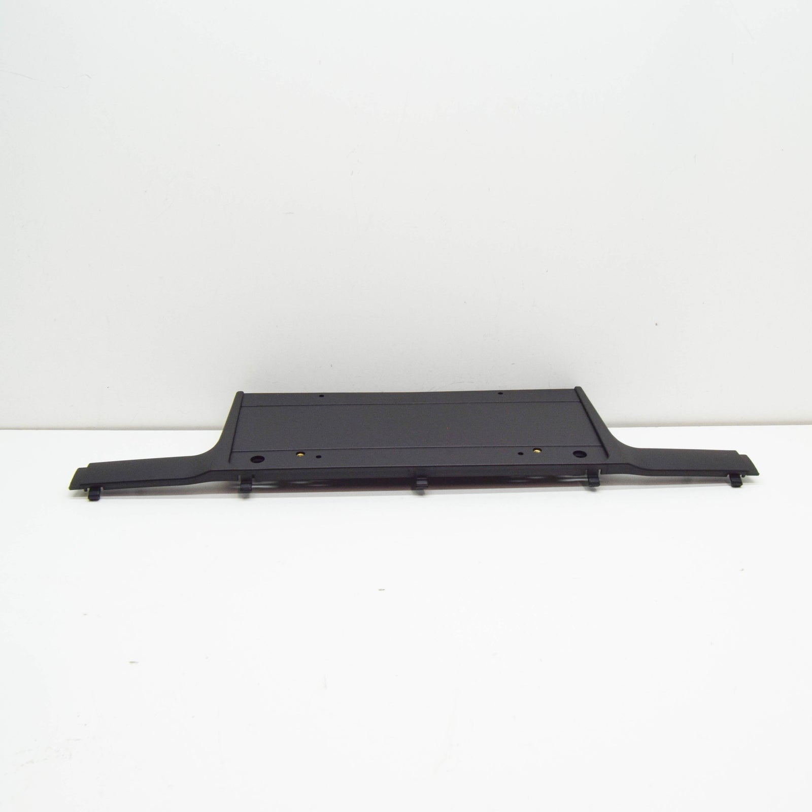 new bmw 5 e39 front license plate bracket 51118226564 original