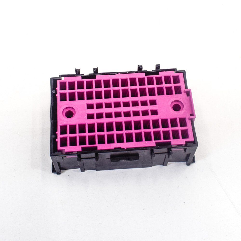 NEW VOLKSWAGEN TRANSPORTER T5 FUSE HOLDER 7H0937617A 2013 ORIGINAL