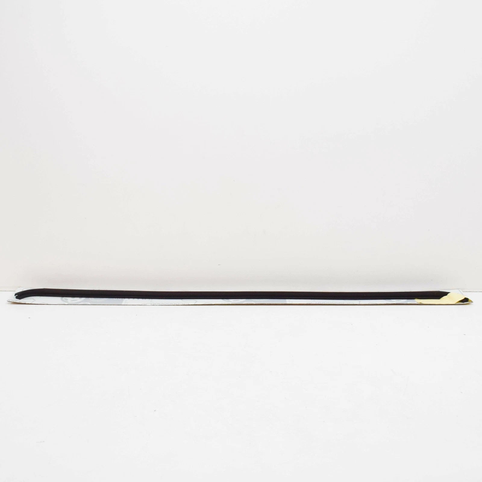 NEW MERCEDES-BENZ SALOON W123 SUNROF SEAL A1087820098